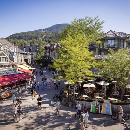 Alpine Greens 8 | Bright Townhome Near Blackcomb, Walk Or Shuttle To Skiing, Secure Parking Whistler Exterior photo