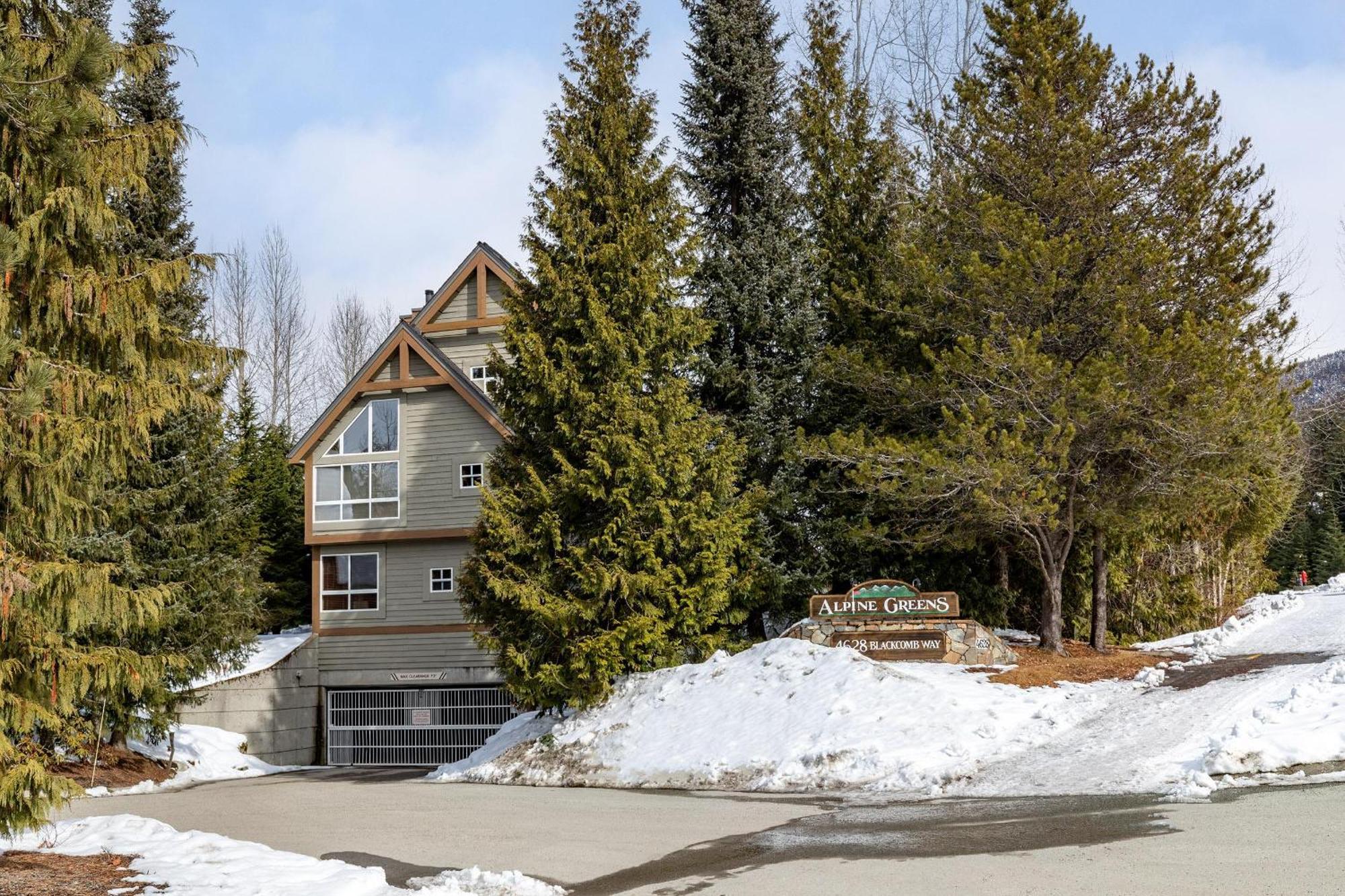 Alpine Greens 8 | Bright Townhome Near Blackcomb, Walk Or Shuttle To Skiing, Secure Parking Whistler Exterior photo